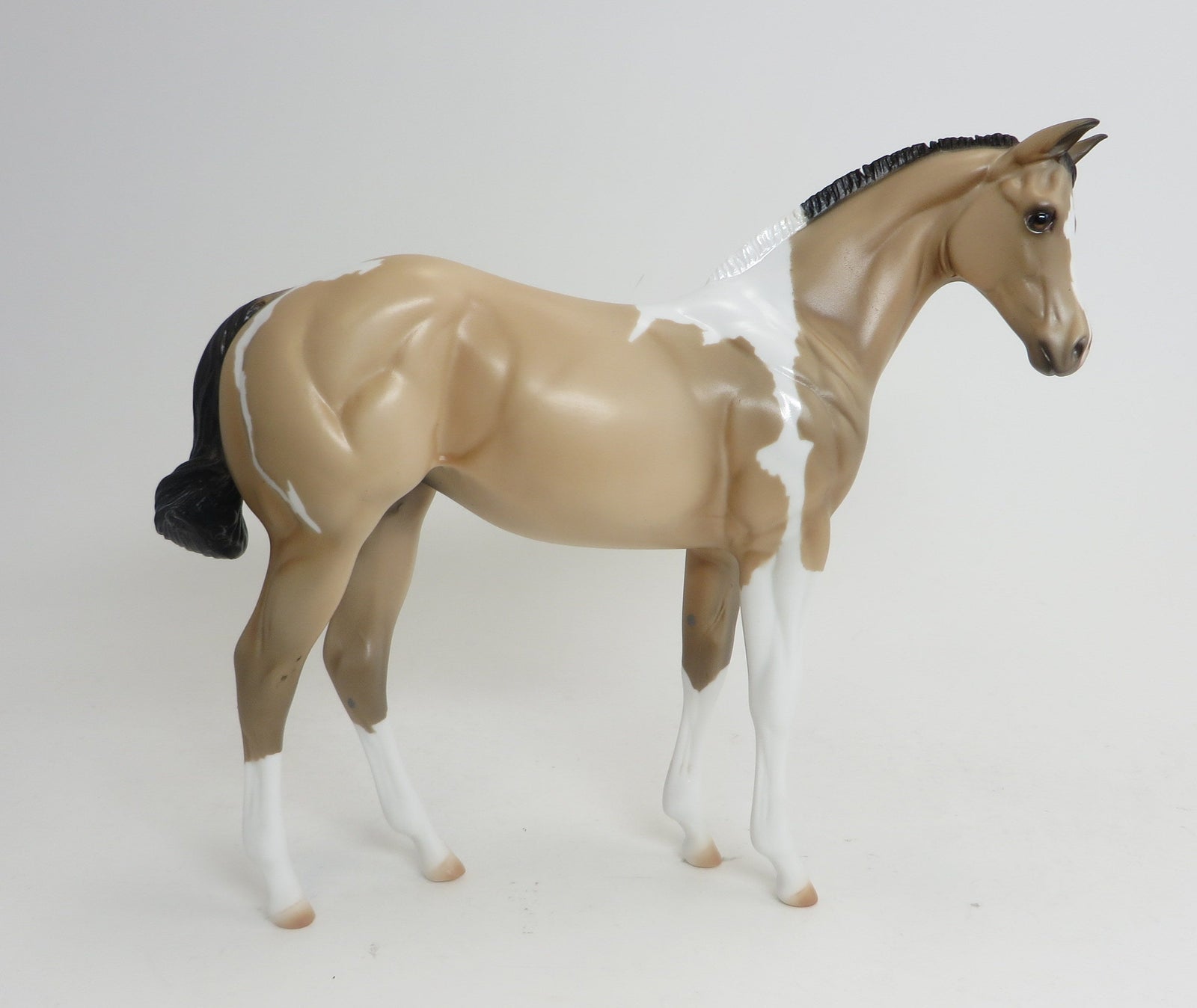 WEANLING MODEL HORSE