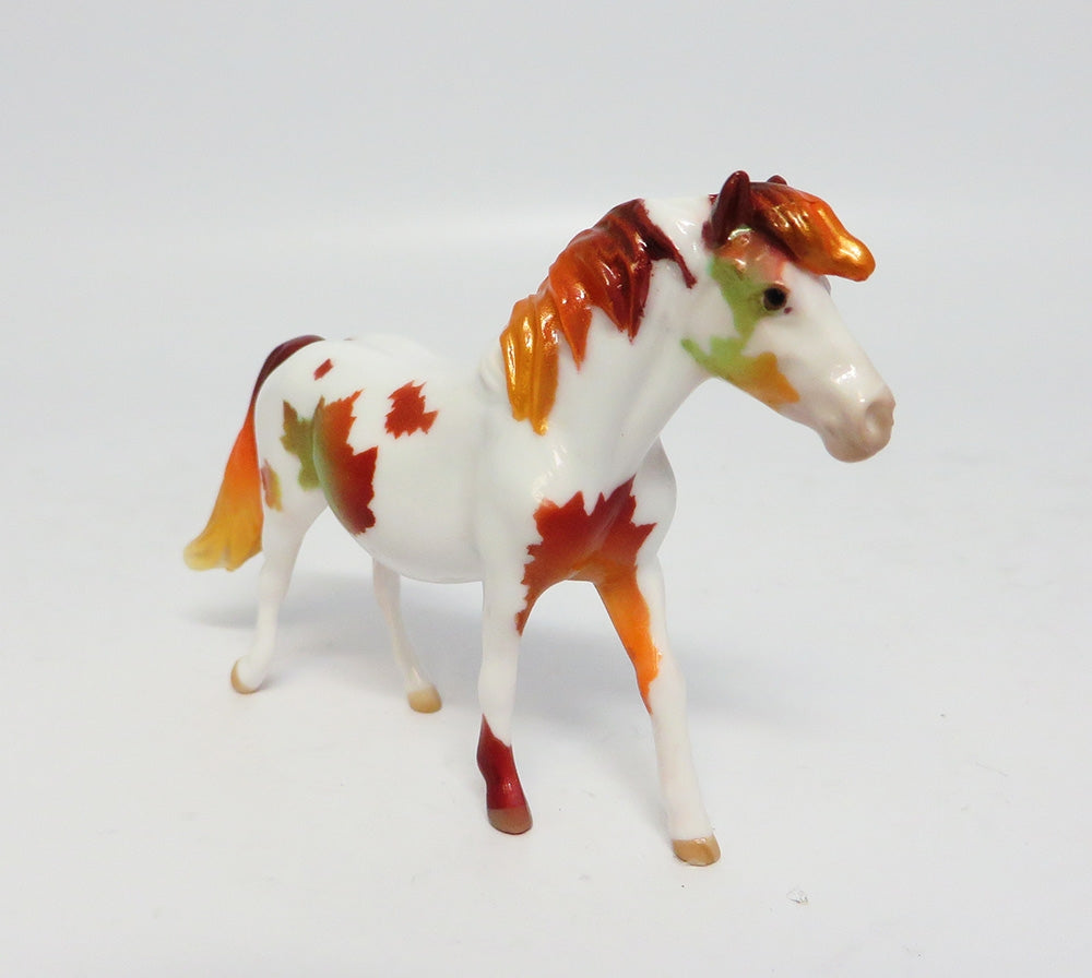 WALNUT-LE-2 PONY FALL DECORATOR CHIPS 10/25/17