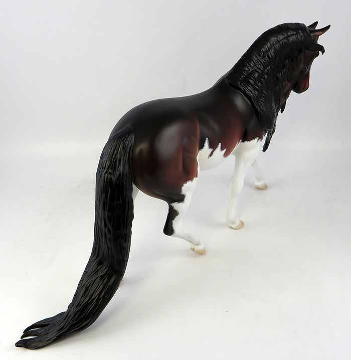 SAUGATUCK-OOAK BAY SPLASH LONG MANE AND PUDDLE TAIL PONY MODEL HORSE 11/22/16