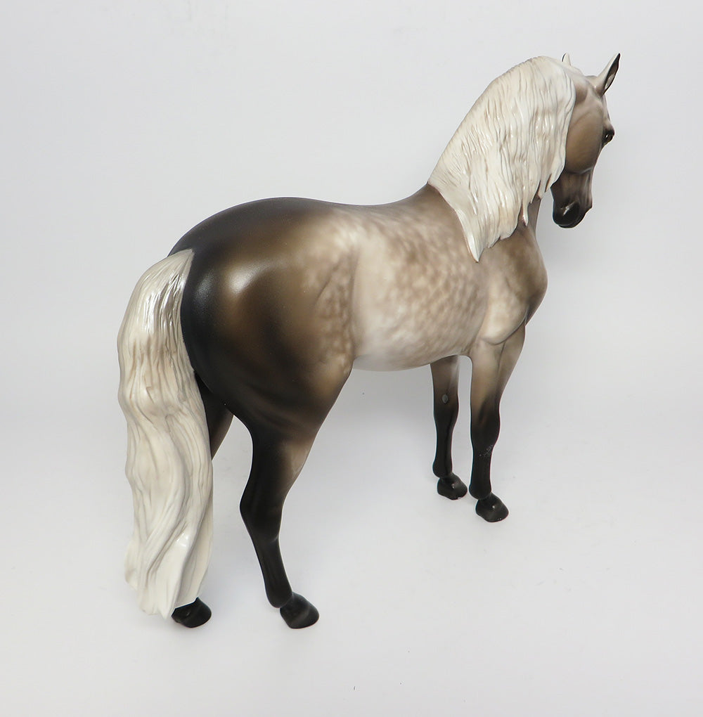 RAZA~OOAK STAR DAPPLE GREY ANDALUSIAN MODEL HORSE BY SHERYL LEISURE 4/19