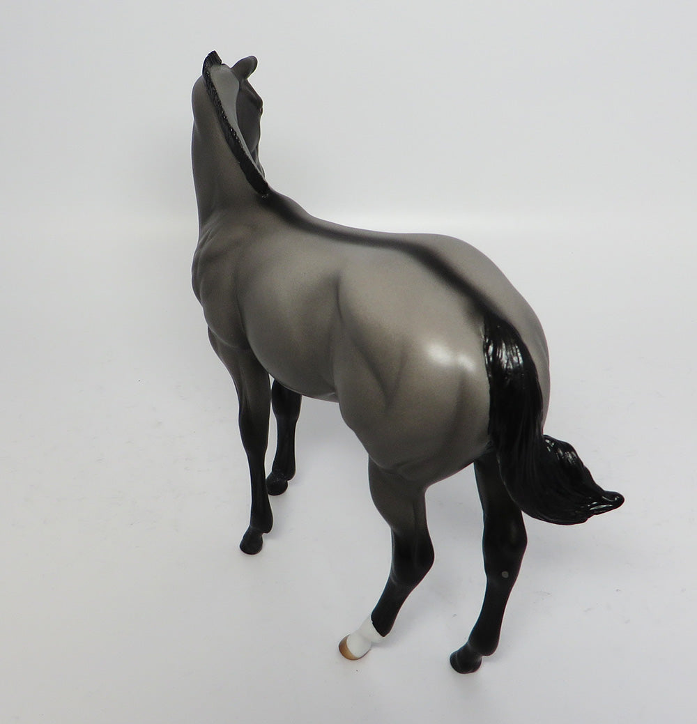JET FOR FUN~OOAK GRULLA WEANLING MODEL HORSE 4/20