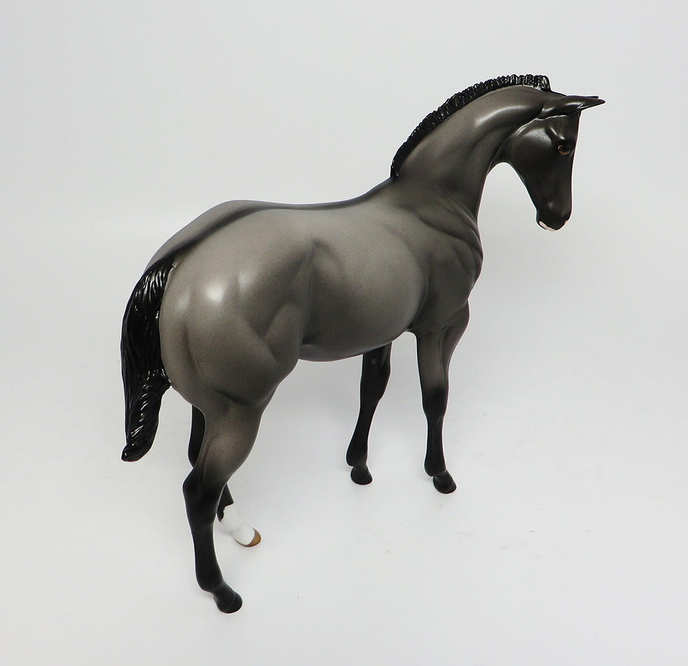 JET FOR FUN~OOAK GRULLA WEANLING MODEL HORSE 4/20