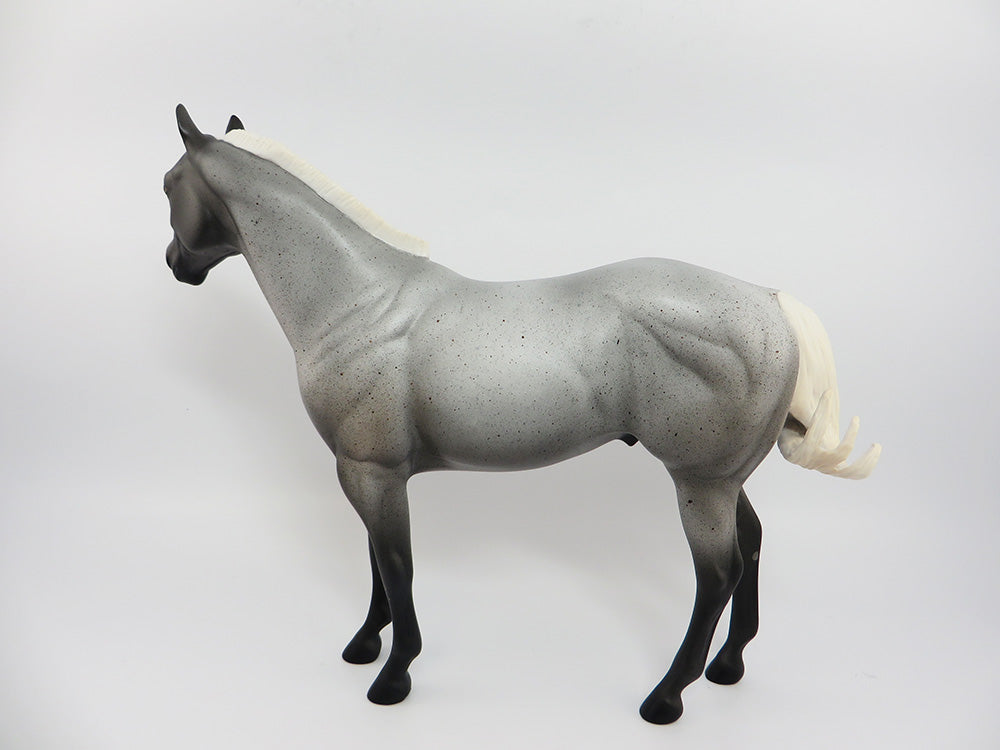 JUNO~OOAK FLEABIT GREY ROACH MANE ISH MODEL HORSE 3/28