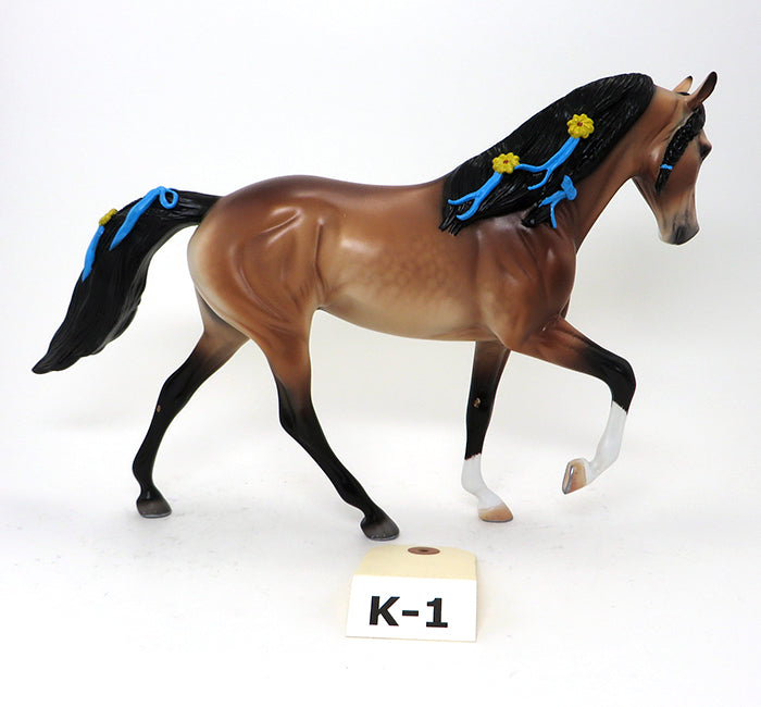 DUST DEVIL - OOAK BUCKSKIN TENNESSEE WALKER by Caroline Boydston - K1 FRONT WHITE SOCKS - 10/13