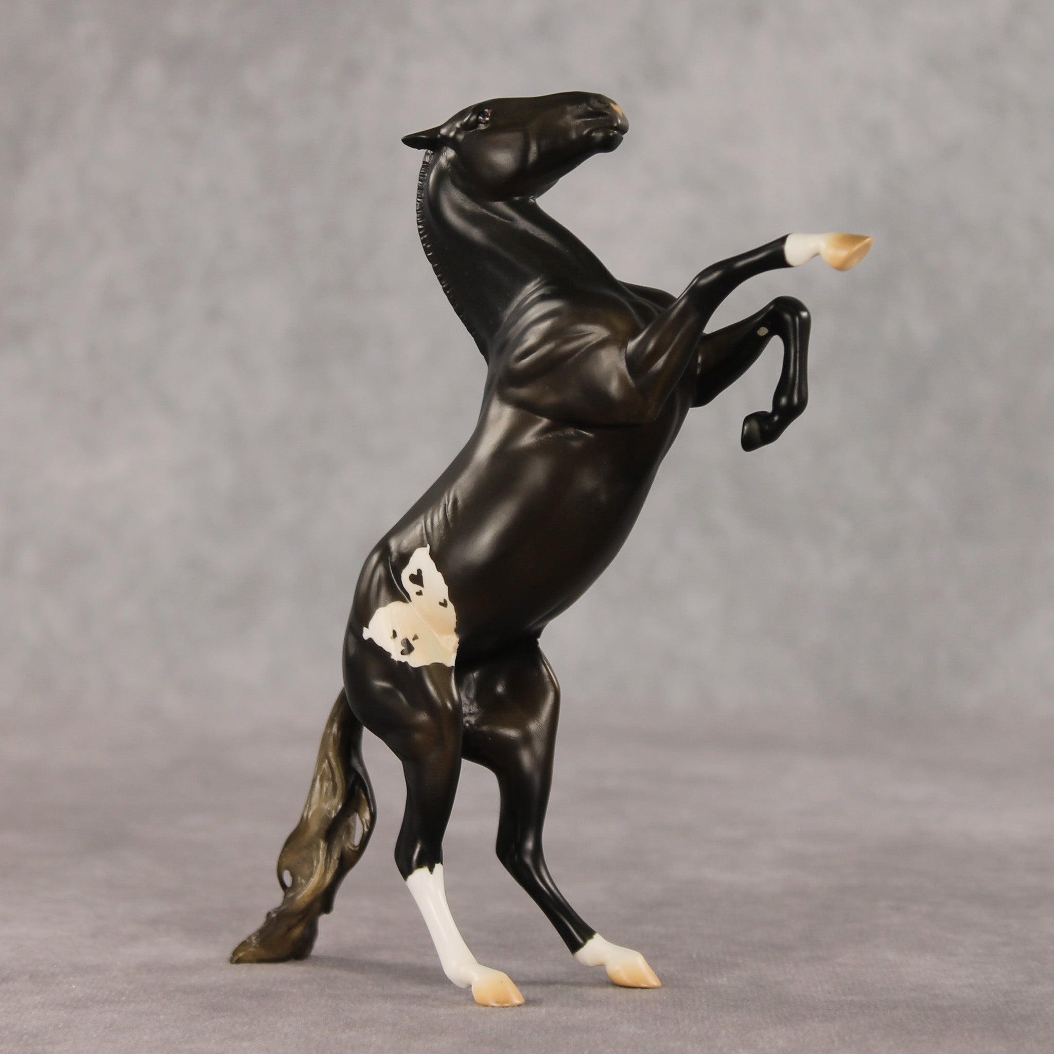 Kiss Me OOAK FCM Pebble Mustang by Anna Rieck VV26