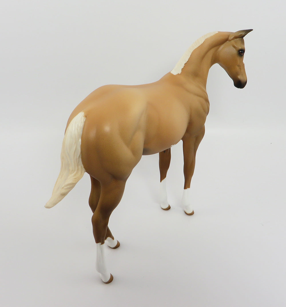 Little Ripper~palomino pinto weanling