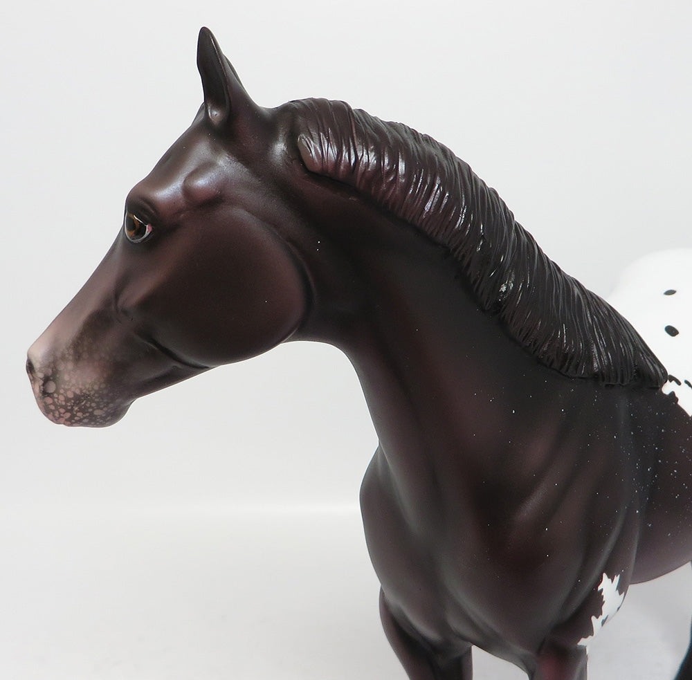 LONE GUN-LE-5-BLACK APPALOOSA ISH MODEL HORSE WHS12/17