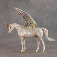SAMPLE Lucia LE-10 EFCM Pebble Arabian Mare by Ellen Robbins, Jess Hamill, & Matt Samuels SS0926