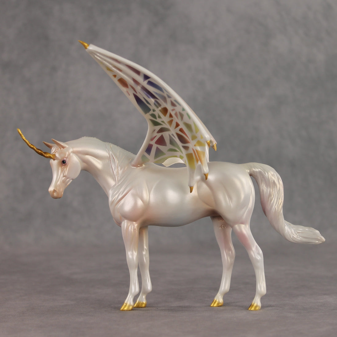 SAMPLE Lucia LE-10 EFCM Pebble Arabian Mare by Ellen Robbins, Jess Hamill, & Matt Samuels SS0926