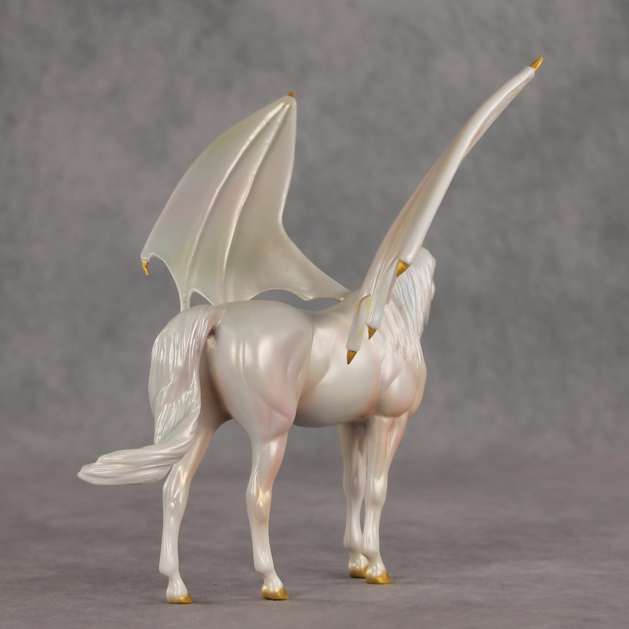 Lucia LE-10 EFCM Pebble Arabian Mare by Ellen Robbins, Jess Hamill, &amp; Matt Samuels EQ26