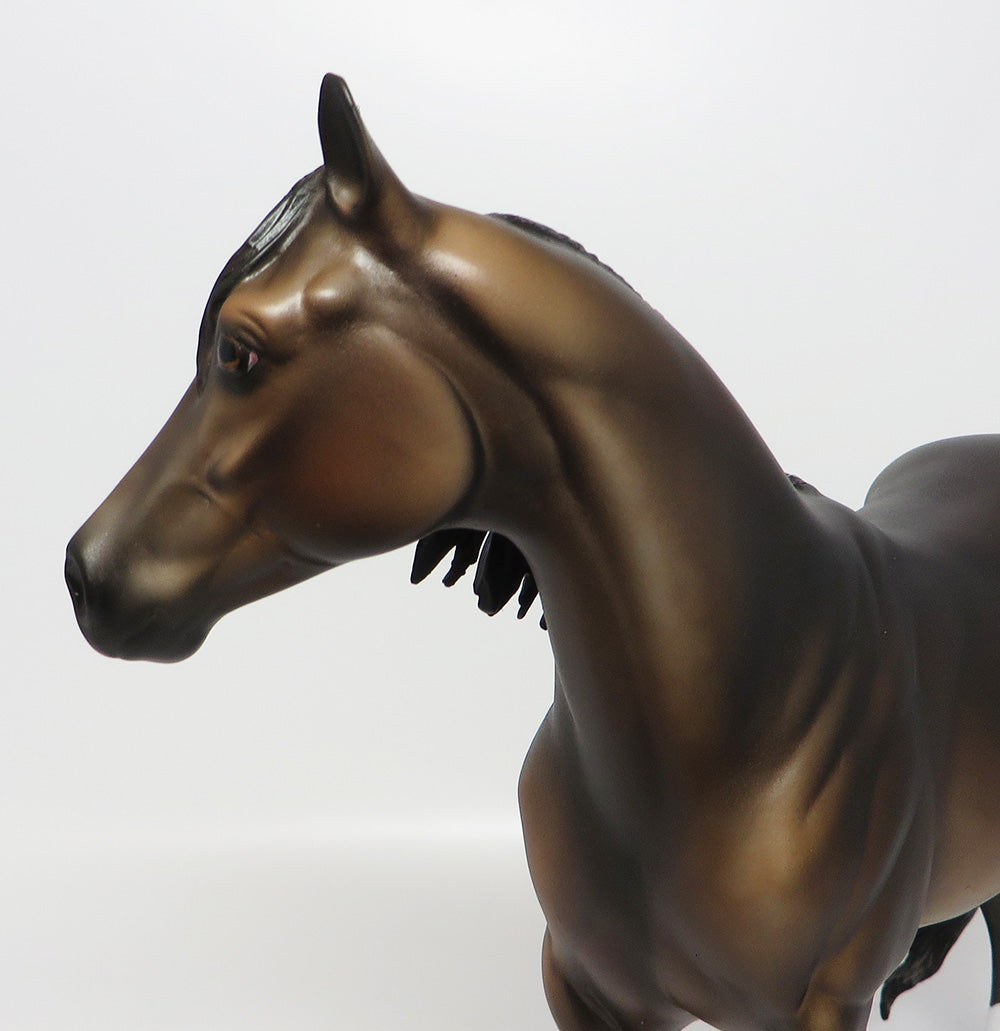 MACHINE GUN KELLY-OOAK SOOTY BUCKSIN ISH MODEL HORSE EQ 2017