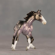 Mountain Peak OOAK Chip Cutting Horse by Ellen Robbins SHCF26