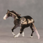 Mountain Peak OOAK Chip Cutting Horse by Ellen Robbins SHCF26