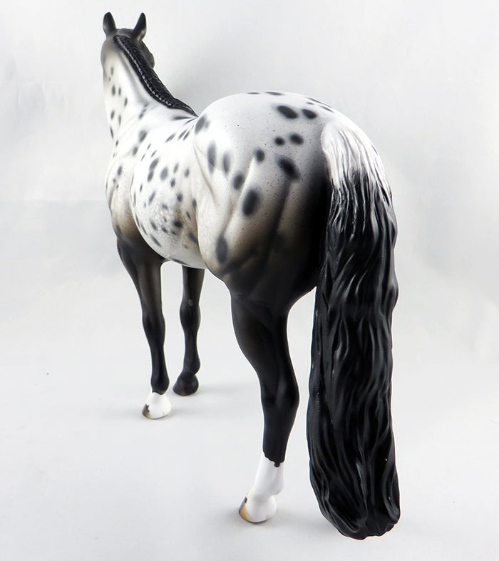 THE MEDICINE MAN-OOAK APPALOOSA WITH BROWN HEAD ISH MODEL HORSE 9/8