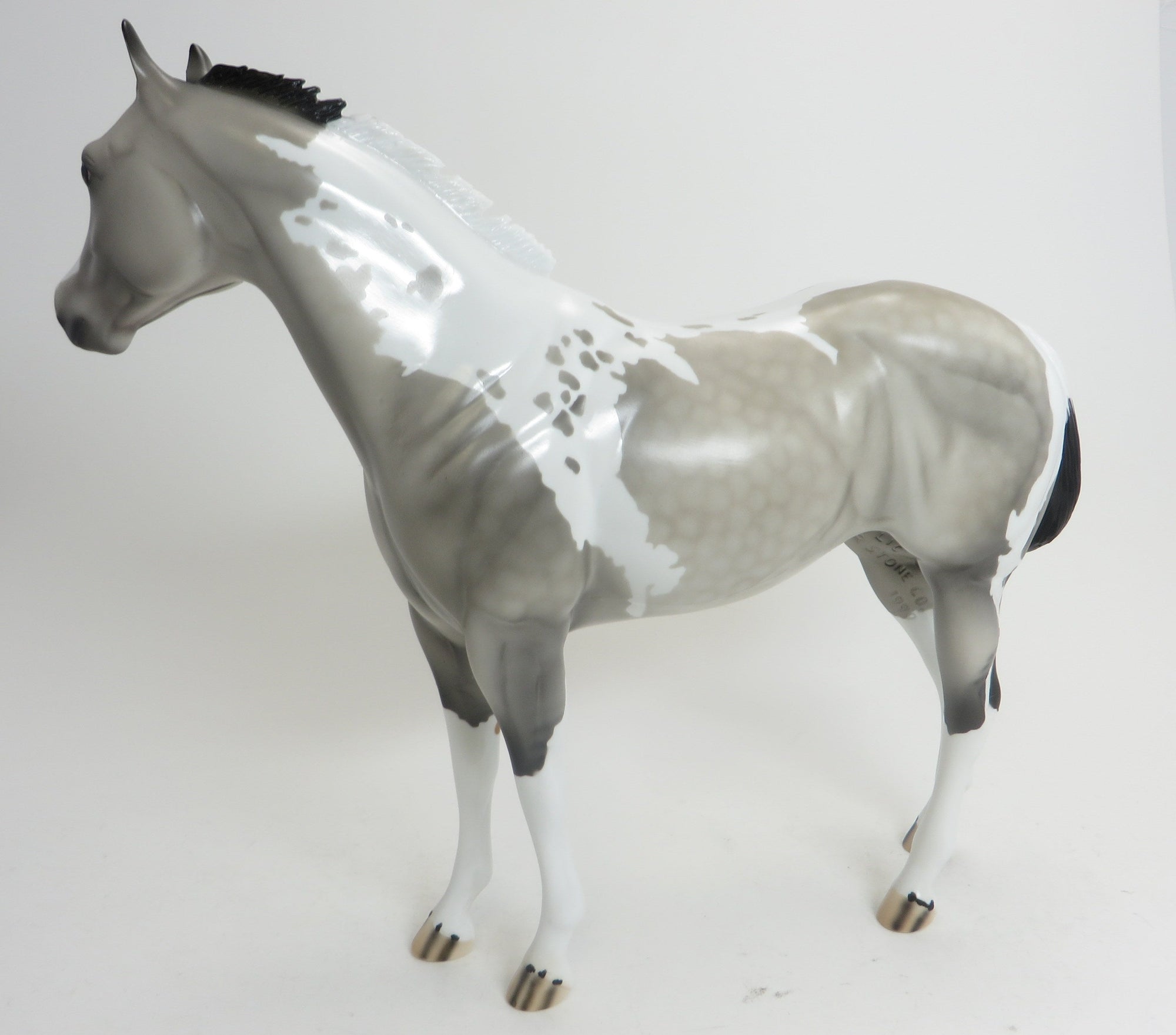 NADUAH (Plenty of Fish) - OOAK Grey Paint  ISH 9/2