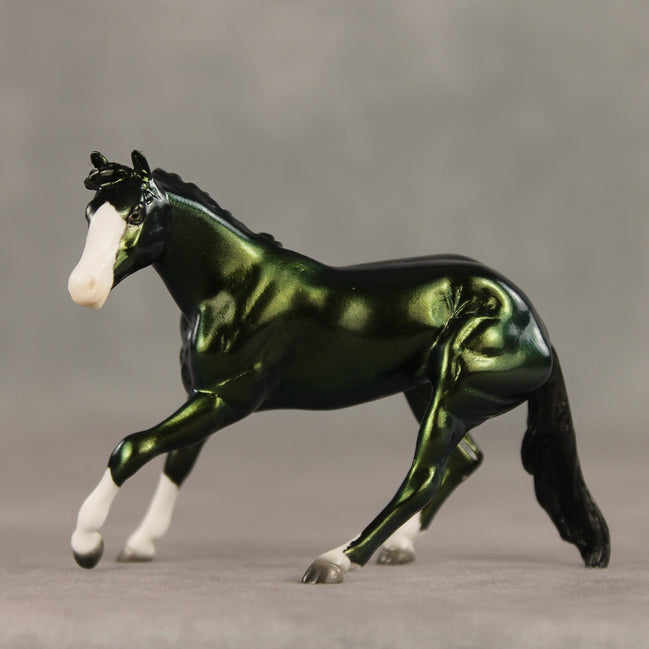 National Forest OOAK Chip Cutting Horse by Ellen Robbins SHCF26