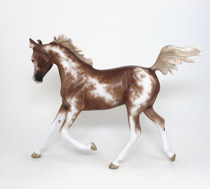 STRATUS - OOAK CHESTNUT SABINO YEARLING MODEL HORSE - 1/22