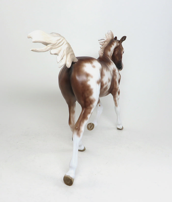 STRATUS - OOAK CHESTNUT SABINO YEARLING MODEL HORSE - 1/22