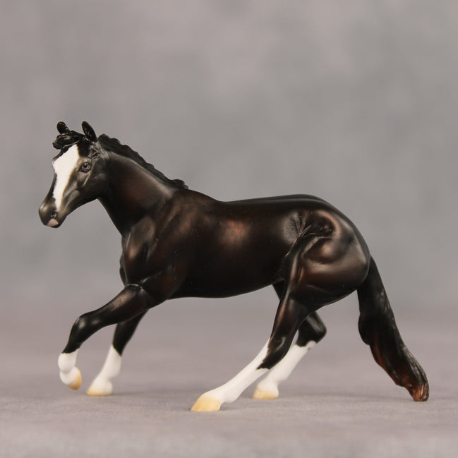 Night Tour OOAK Chip Cutting Horse by Ellen Robbins SHCF26