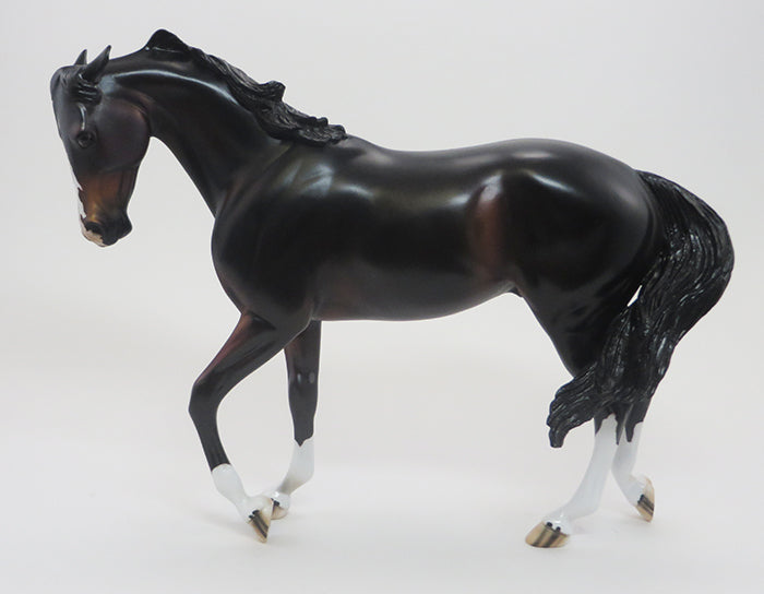 VONDAYLEN-DARK BAY THOROUGHBRED-OOAK 9/18