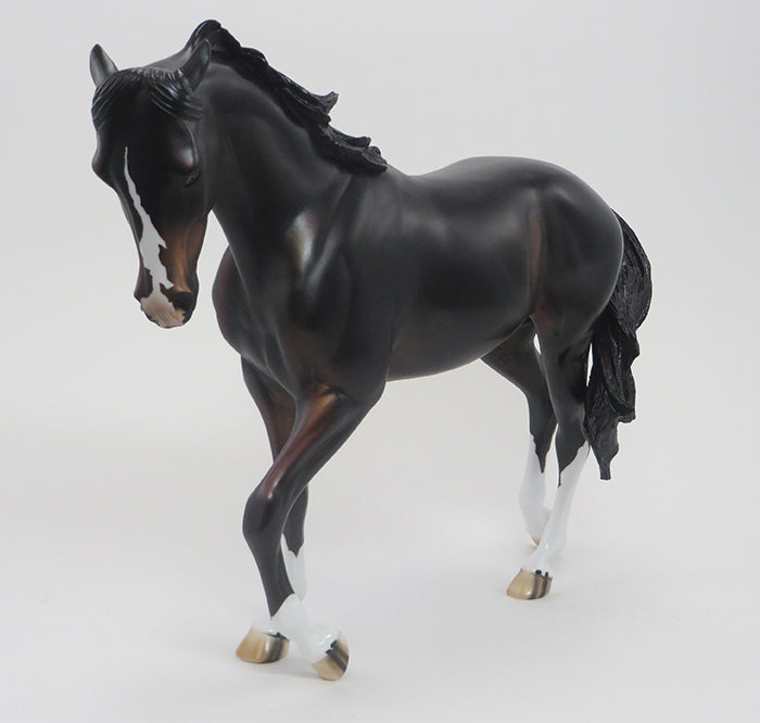 VONDAYLEN-DARK BAY THOROUGHBRED-OOAK 9/18