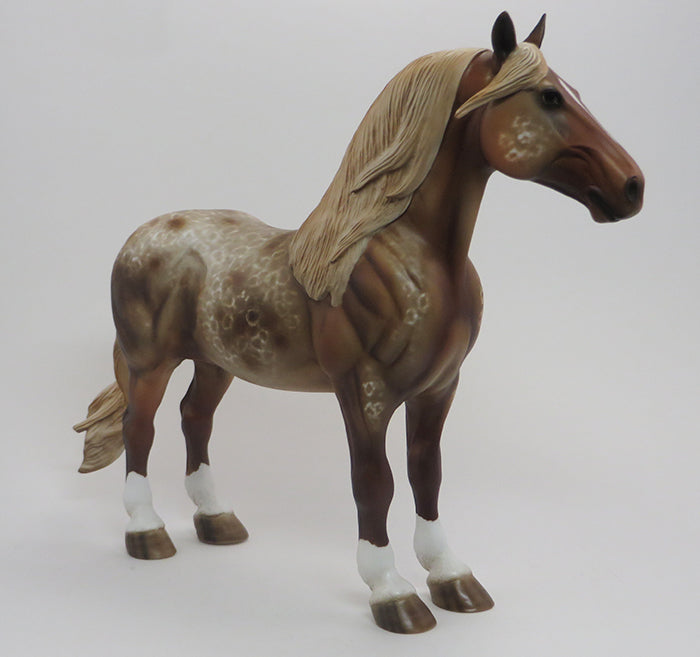 FIVE STAR DELIGHT - OOAK LIGHT CHESTNUT STANDING DRAFTER MODEL HORSE - 9/18
