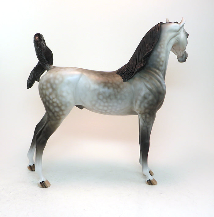 APPLETINI - OOAK DAPPLE GREY ARABIAN MODEL HORSE - 1/28