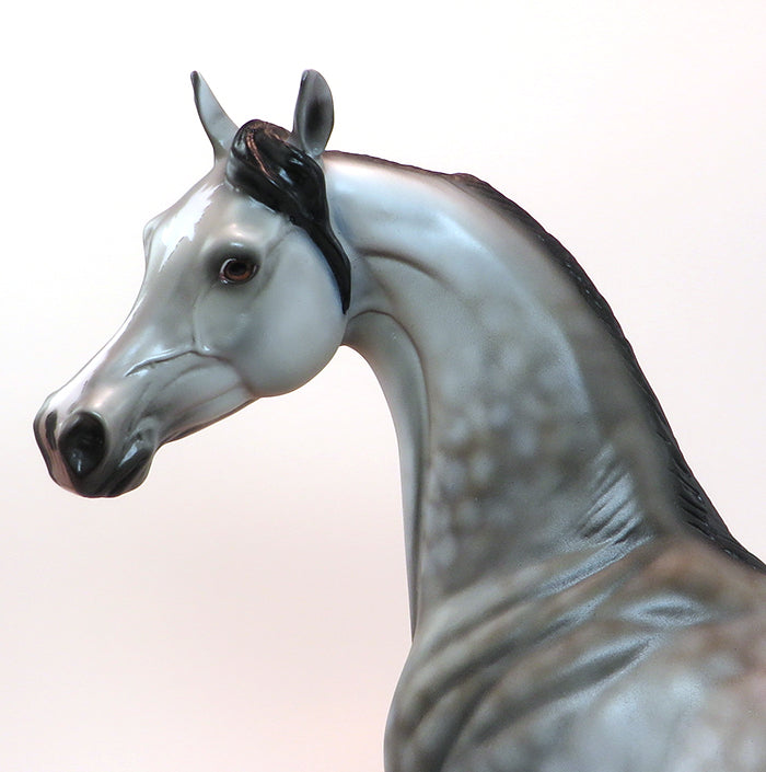 APPLETINI - OOAK DAPPLE GREY ARABIAN MODEL HORSE - 1/28