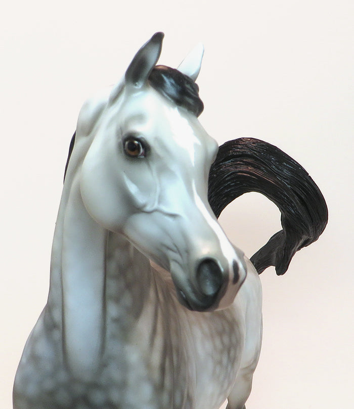 APPLETINI - OOAK DAPPLE GREY ARABIAN MODEL HORSE - 1/28