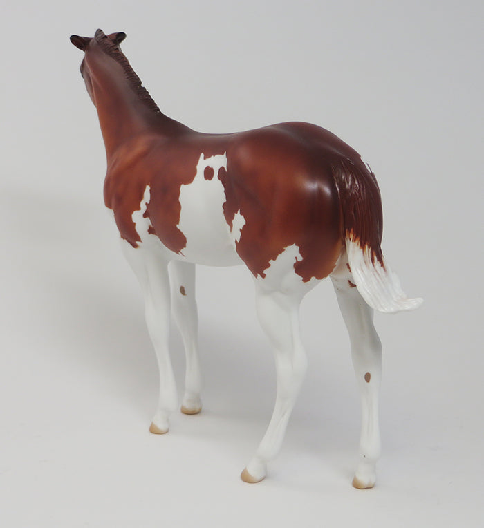 WITCHY - OOAK SORREL CHESTNUT PAINT MODEL HORSE - 9/18