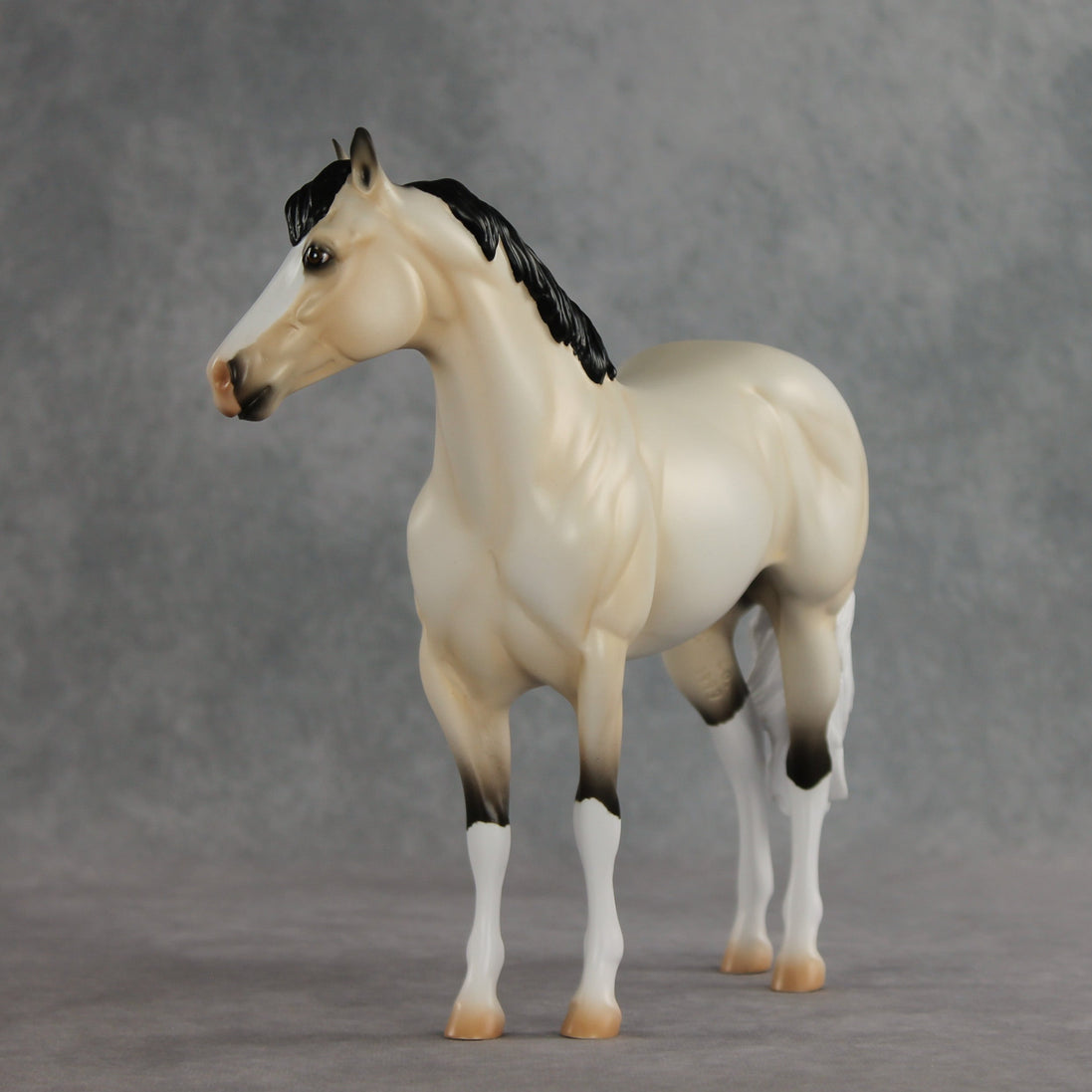 Pass the Popcorn OOAK FCM Ideal Stock Horse by Ashley Palmer VV26