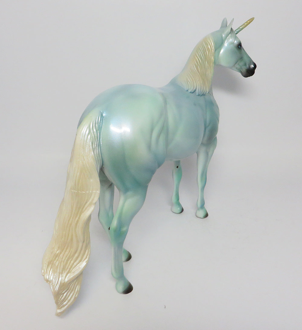 PERIWINKLE~OOAK GLOSSED BLUE ISH UNICORN EQ 2017