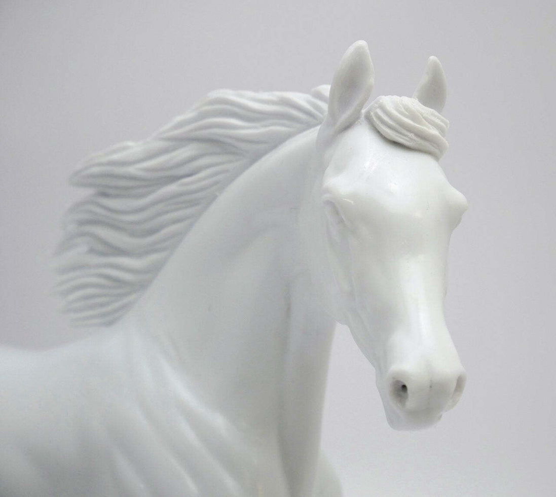 Arabian Mare With Blowing Mane - PM1881 - DAH25 January Release