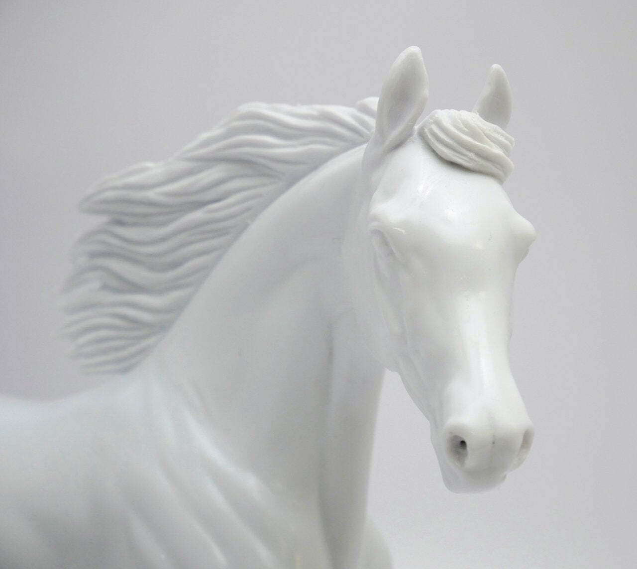 Arabian Mare With Blowing Mane - PM1881 - DAH25 January Release