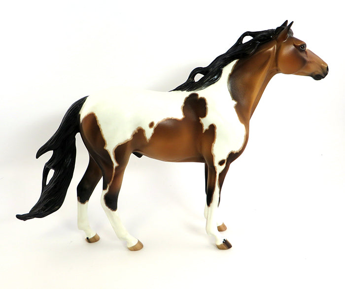 PUNTER-OOAK BAY PAINT SPANISH MUSTANG MODEL HORSE 2/5