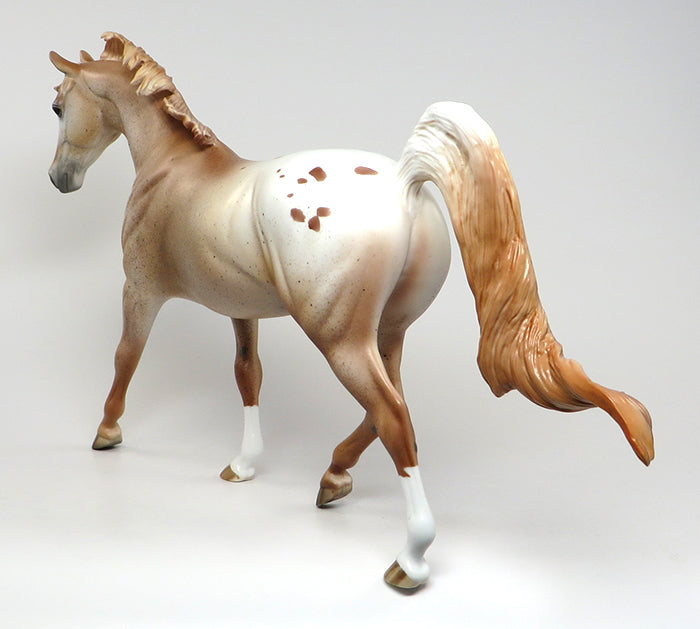 PUSS IN BOOTS-LE-6 CHESTNUT APPALOOSA PONY MODEL HORSE EQ 2016