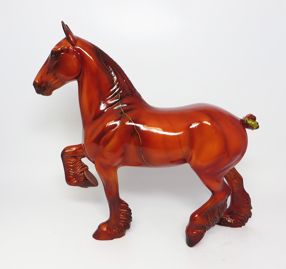 RED JASPER-LE-30 -PRECIOUS STONE TROTTING DRAFTER MODEL HORSE EQ 2017