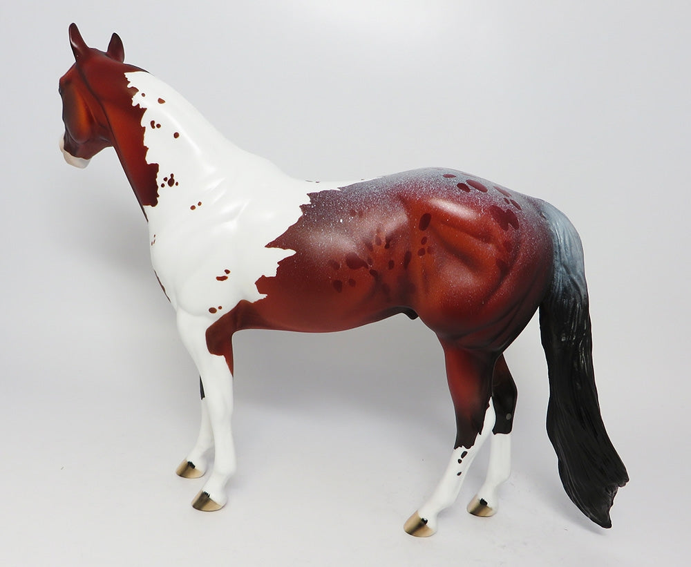 REDWOOD-LE-10 NON CUSTOM BAY PINTOLOOSA MODEL HORSE EQ 2017