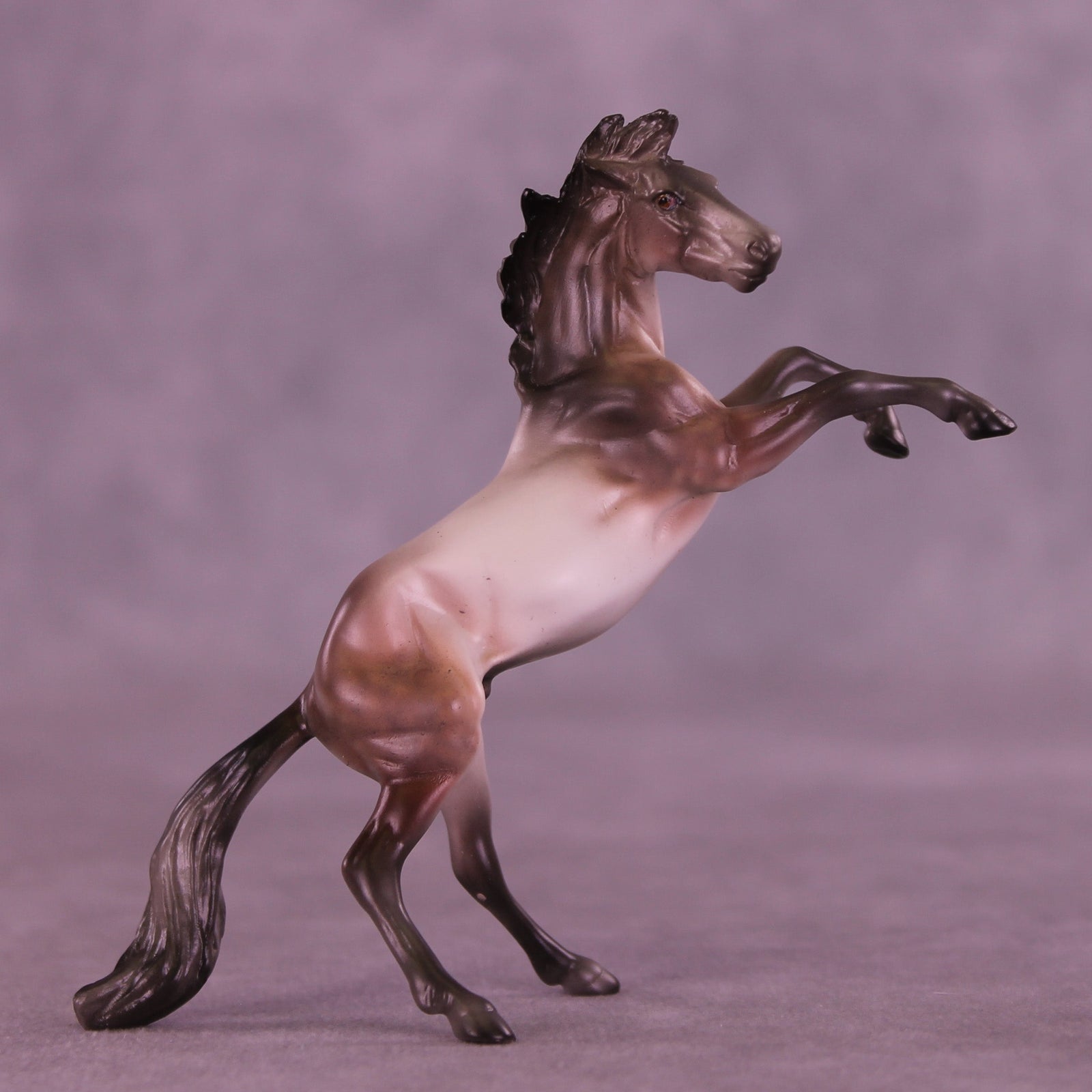 Rosé OOAK Chip Mustang by Anna Rieck VV26
