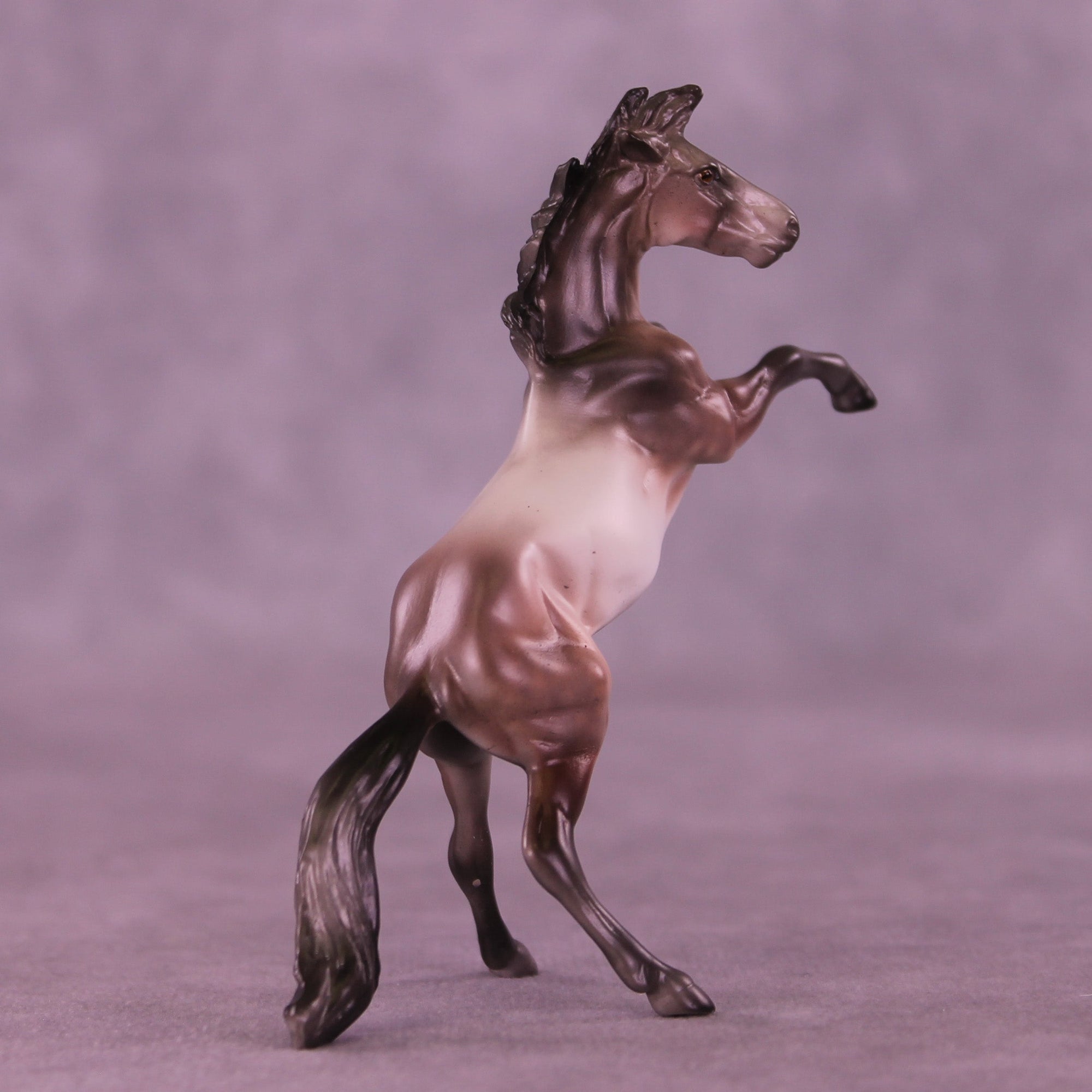 Rosé OOAK Chip Mustang by Anna Rieck VV26
