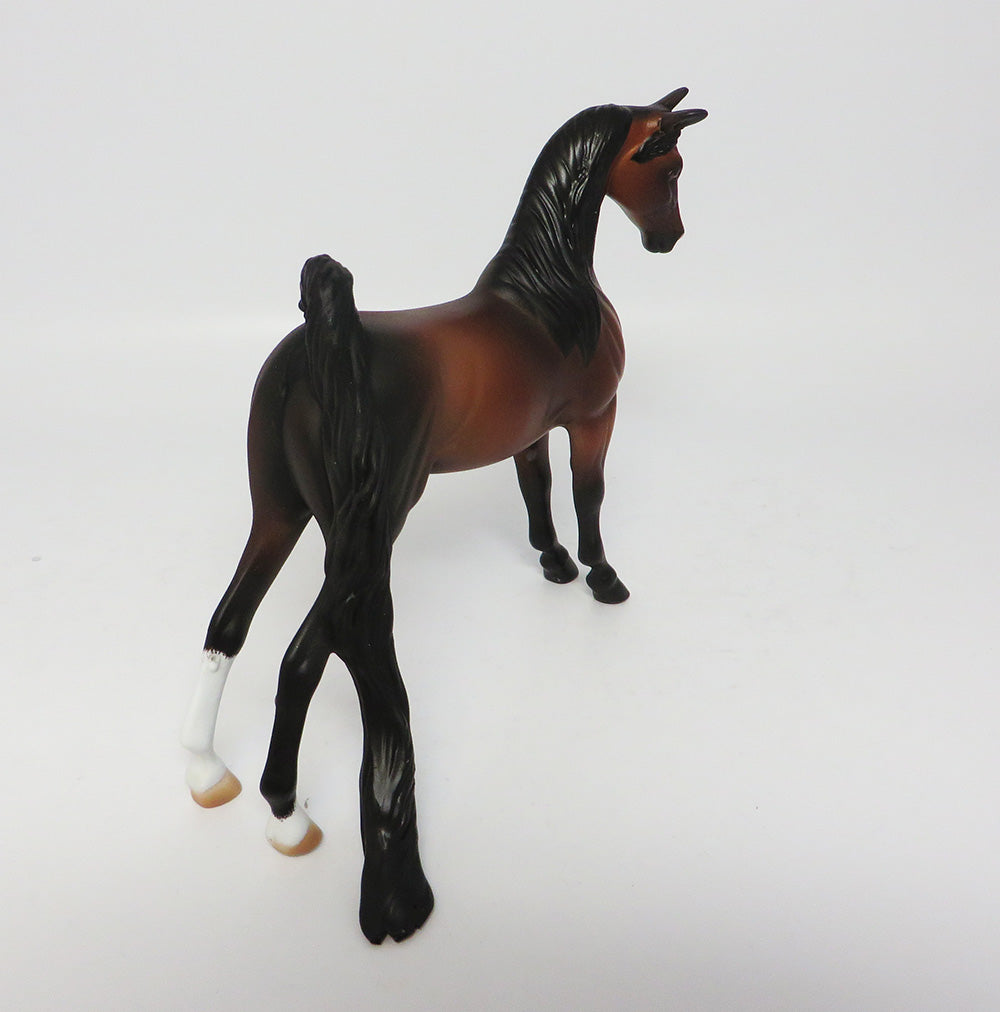 RUSHMORE~LE-3 BAY ETCHED PEBBLES EQ 2017