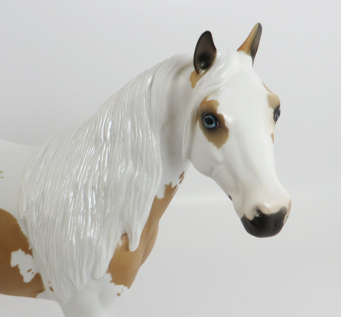 SANDERS-OOAK PALOMINO ISH MODEL HORSE 2/5