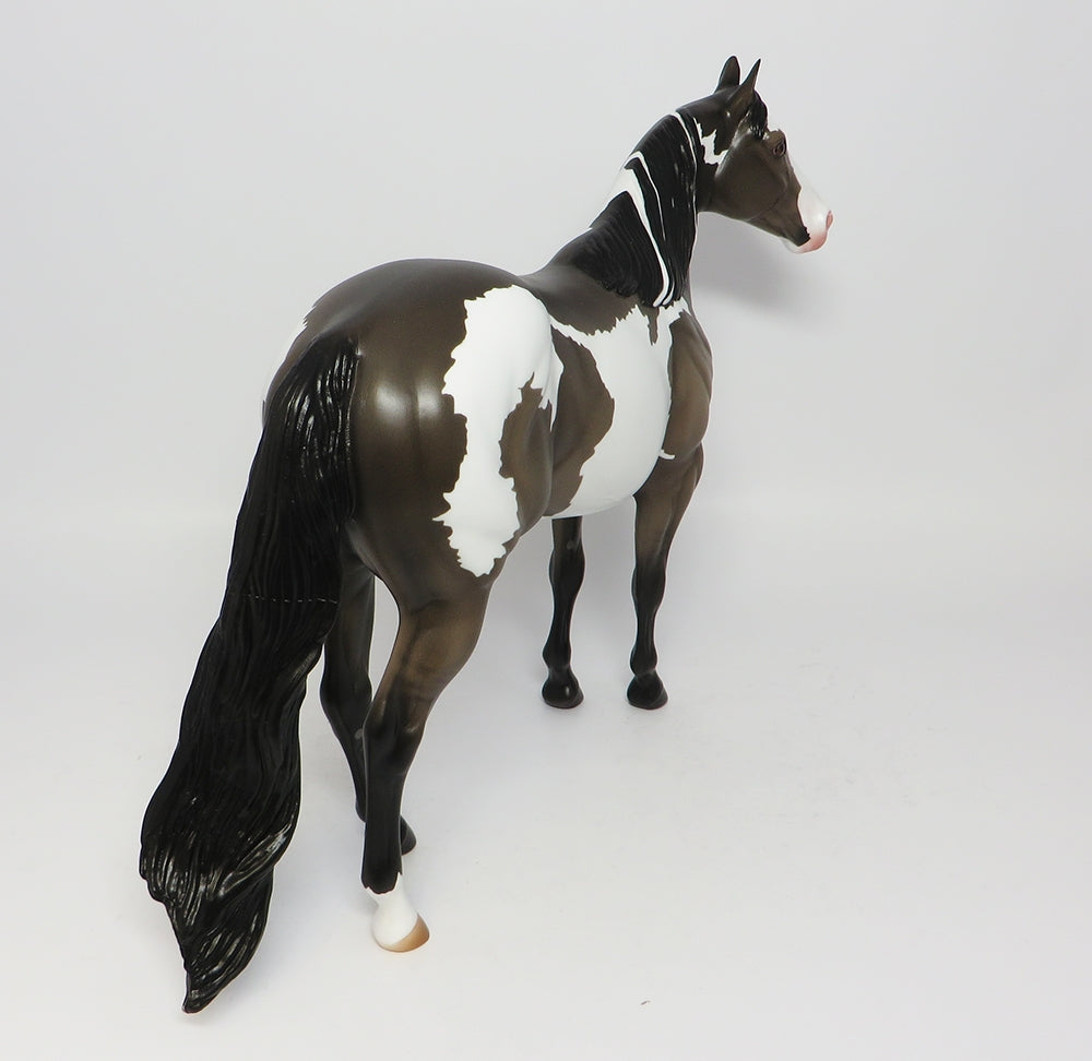 SEATTLE-LE-2-NON CUSTOM GRULLA OVERO ISH MODEL HORSE EQ 2017