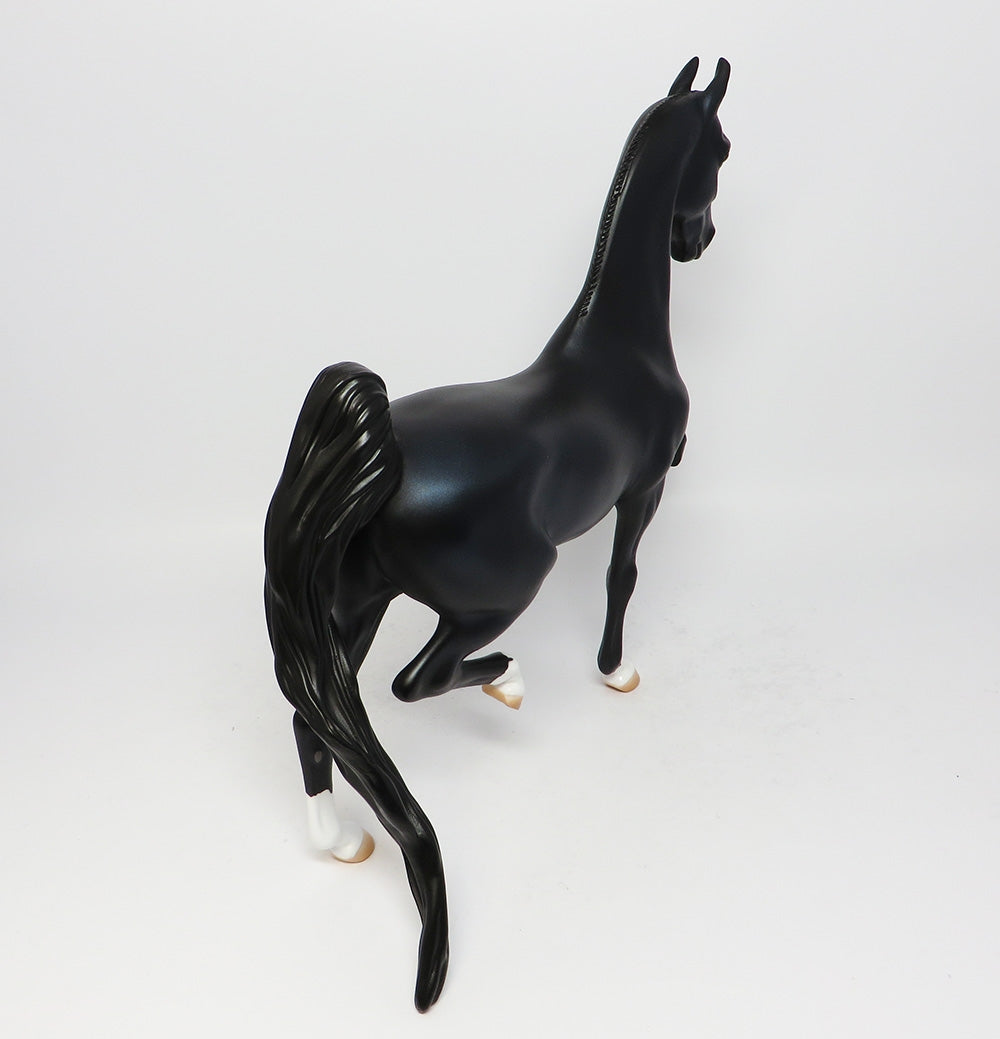 SERENITY-LE-3 BLACK ROACHED MANE SADDLEBRED MODEL HORSE WHS2017