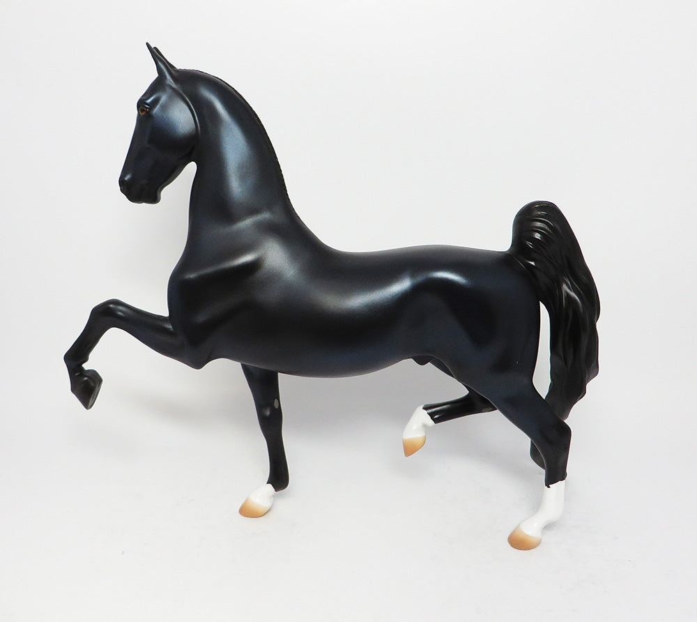 SERENITY-LE-3 BLACK ROACHED MANE SADDLEBRED MODEL HORSE WHS2017