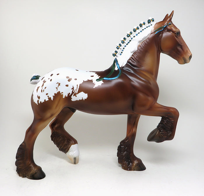 sky scraper trotting drafter
