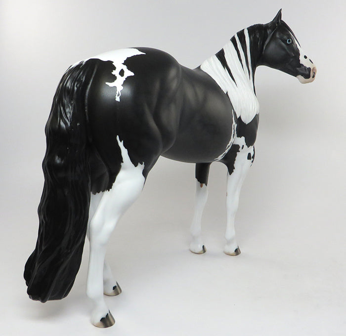 SLEEPING BEAUTY-BLACK PAINT ISH MODEL HORSE EQ 2016 7/28