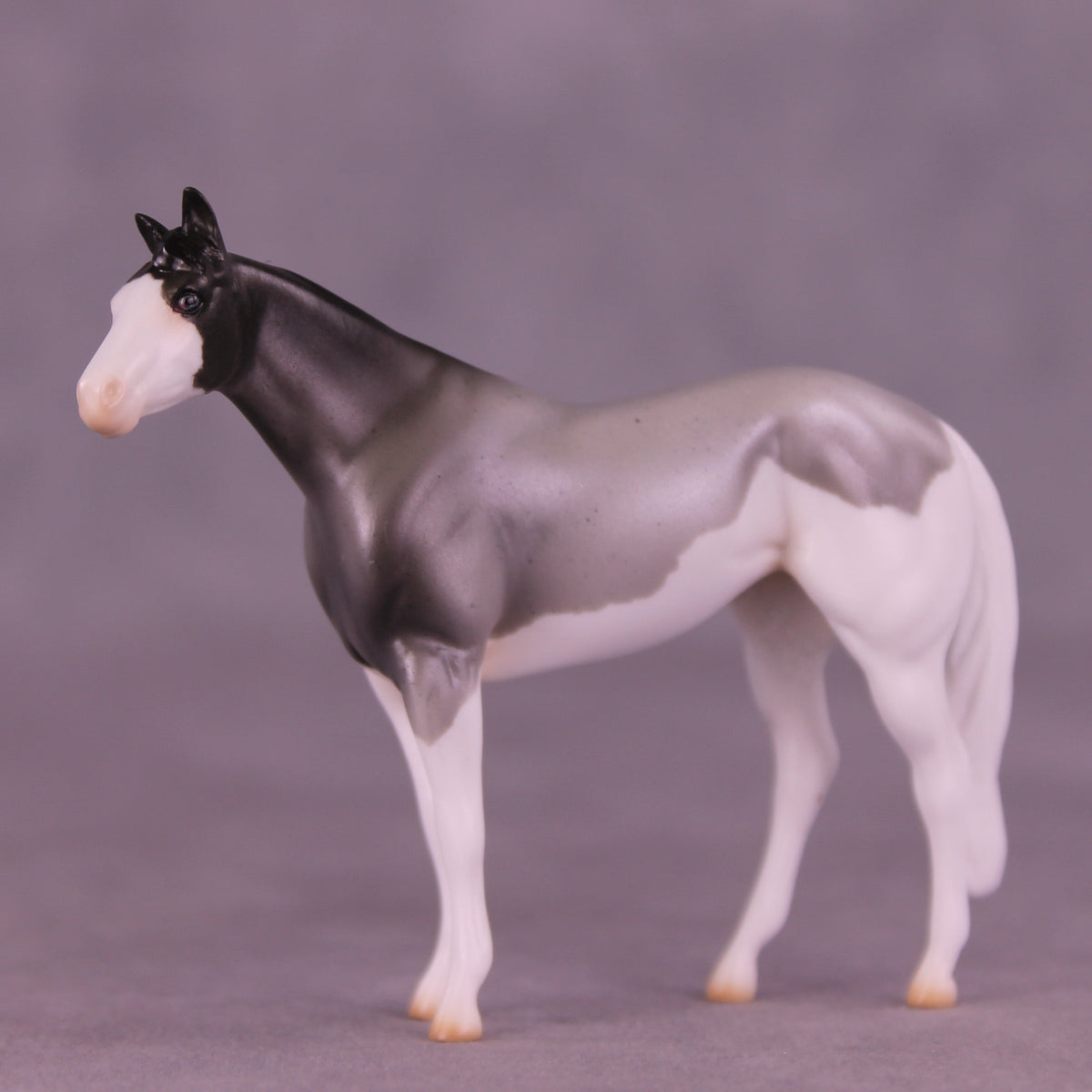 Snowlight OOAK Chip Stock Horse by Ellen Robbins HS25