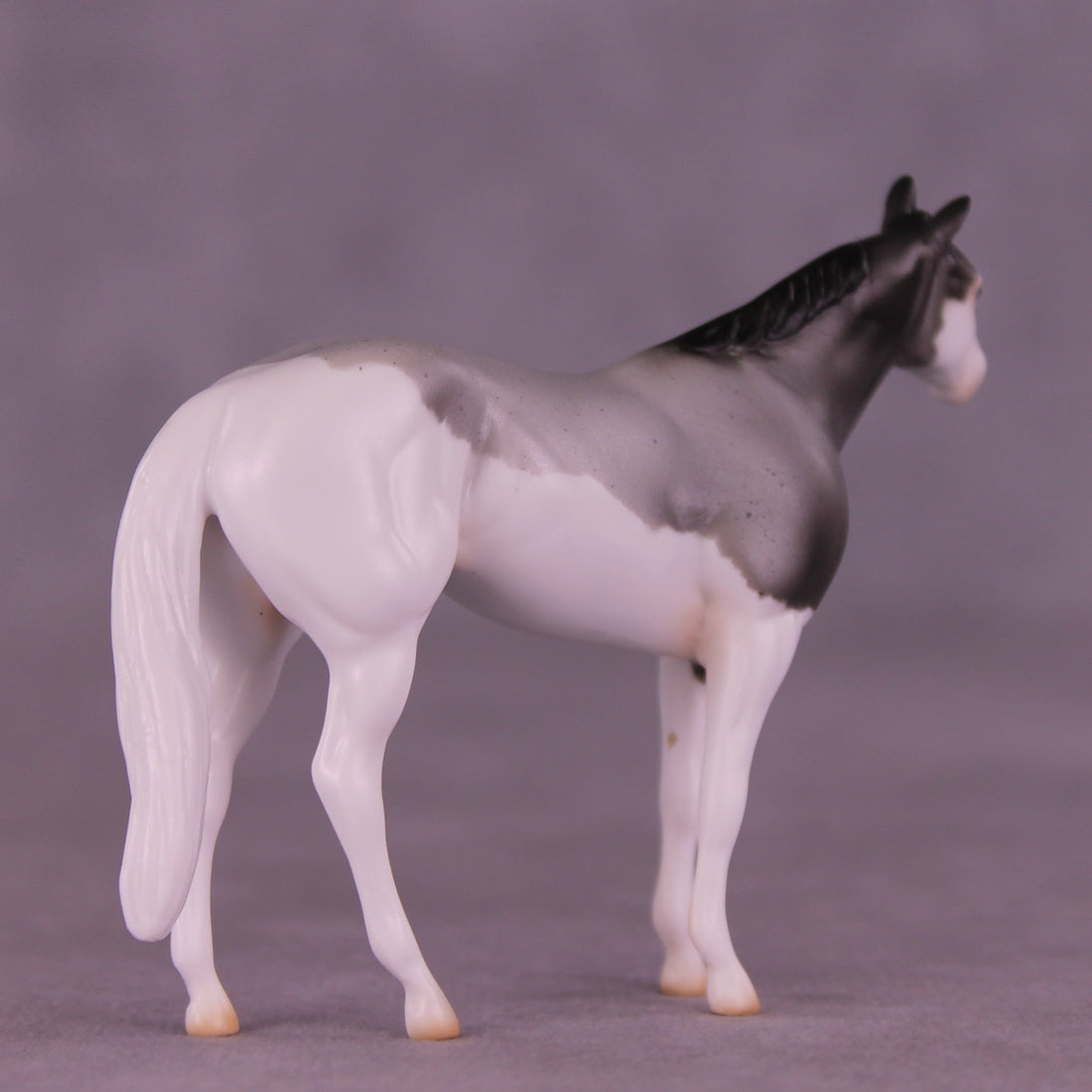 Snowlight OOAK Chip Stock Horse by Ellen Robbins HS25