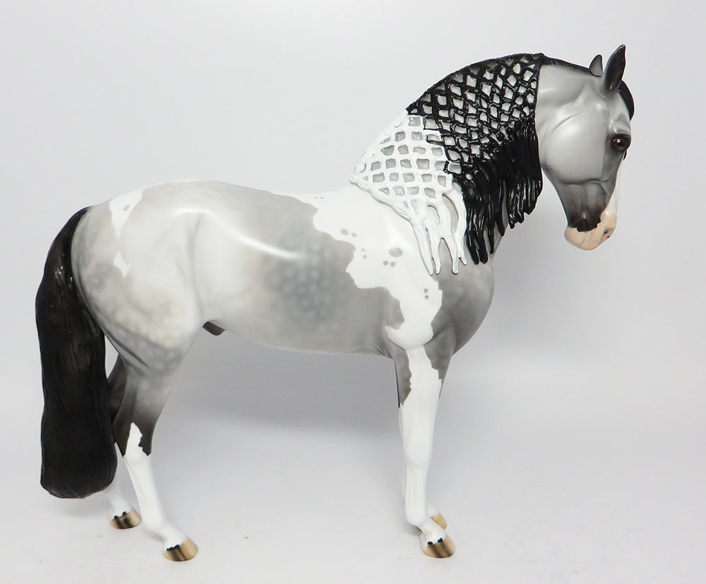 SOHO~OOAK DAPPLE GREY PAINT BRAIDED MANE ANDALUSIAN MODEL HORSE EQ 2017